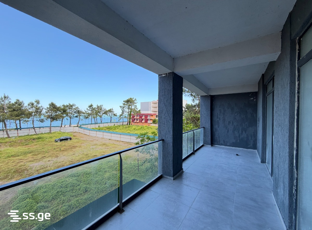 3 Room Flat For Sale, 2 of 4