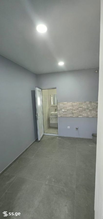 Commercial Real Estate For Rent. Rustavi, 2 of 4