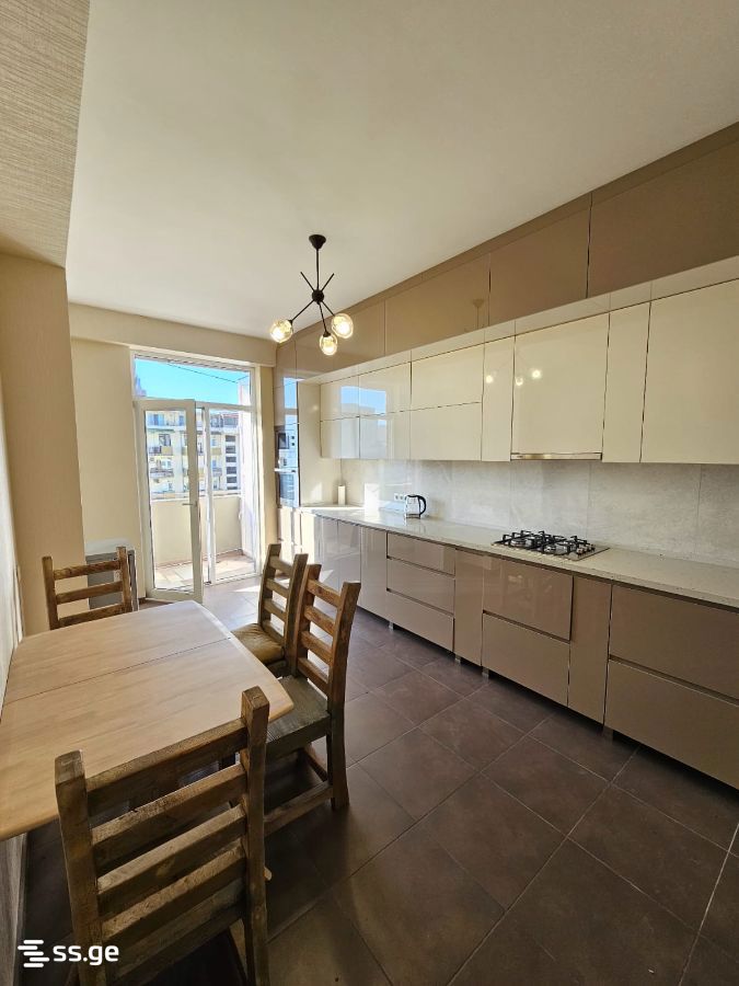 3 room Flat For Rent. Saburtalo, Tbilisi