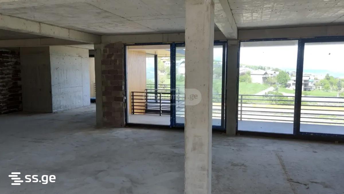 10 Room Private House For Sale view 8
