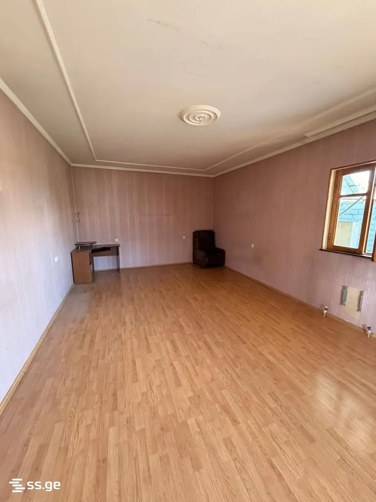 5 Room Private House For Sale view 1