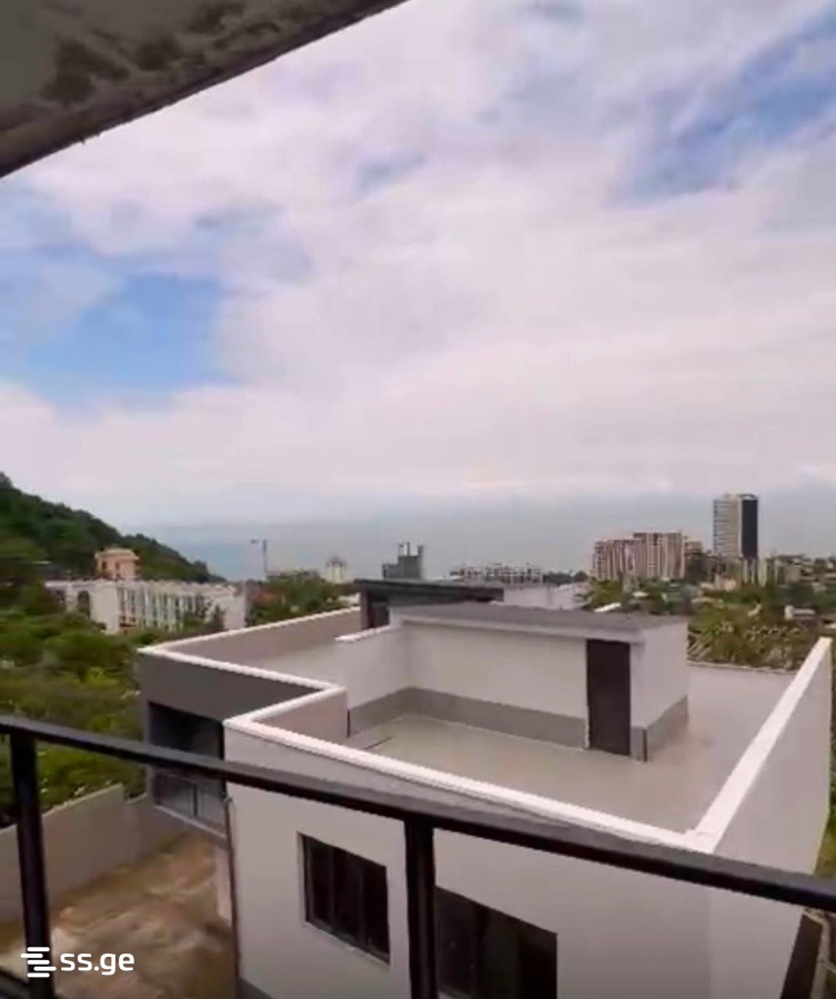 5 Room Private House For Sale view 1