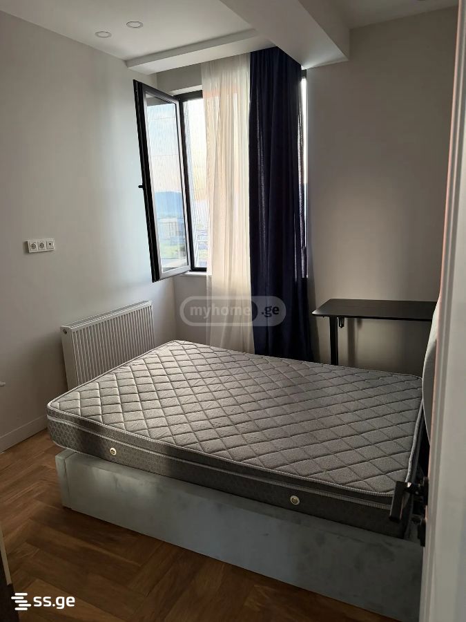 7 Room Private House For Sale view 8