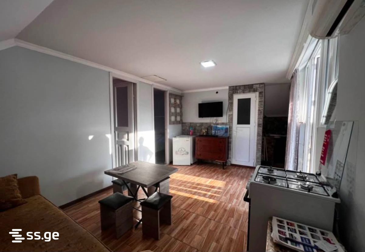 2 Room Private House For Rent. Gonio view 6