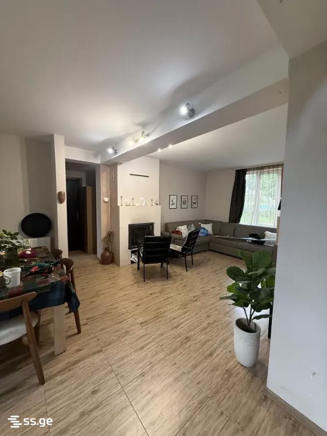 6 Room Private House For Sale view 8