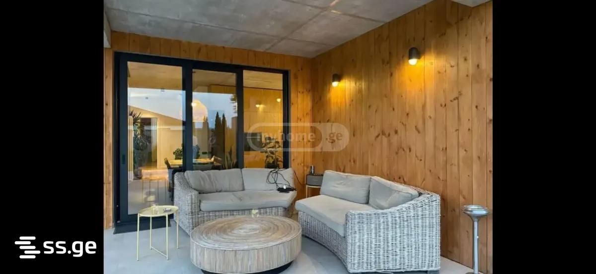 10 Room Private House For Sale view 3