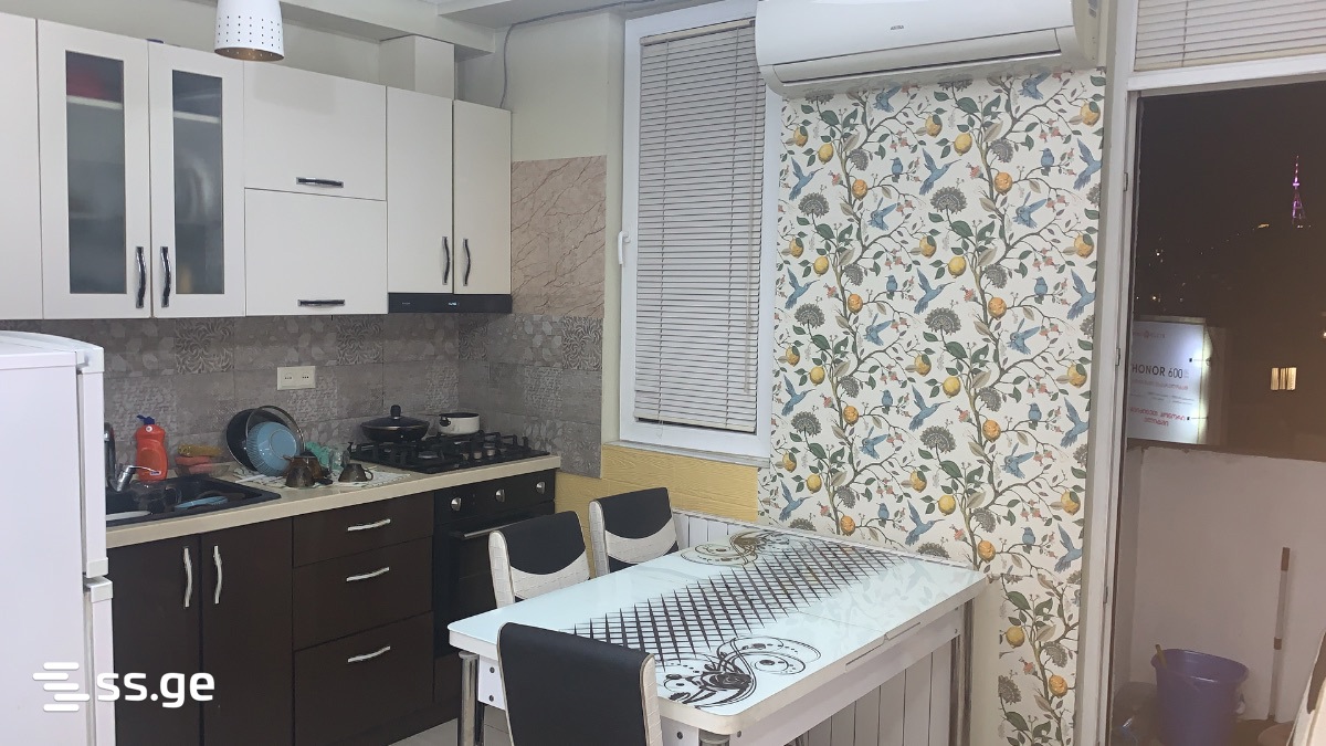 3 Room Flat Daily Rent. Saburtalo, 1 of 12