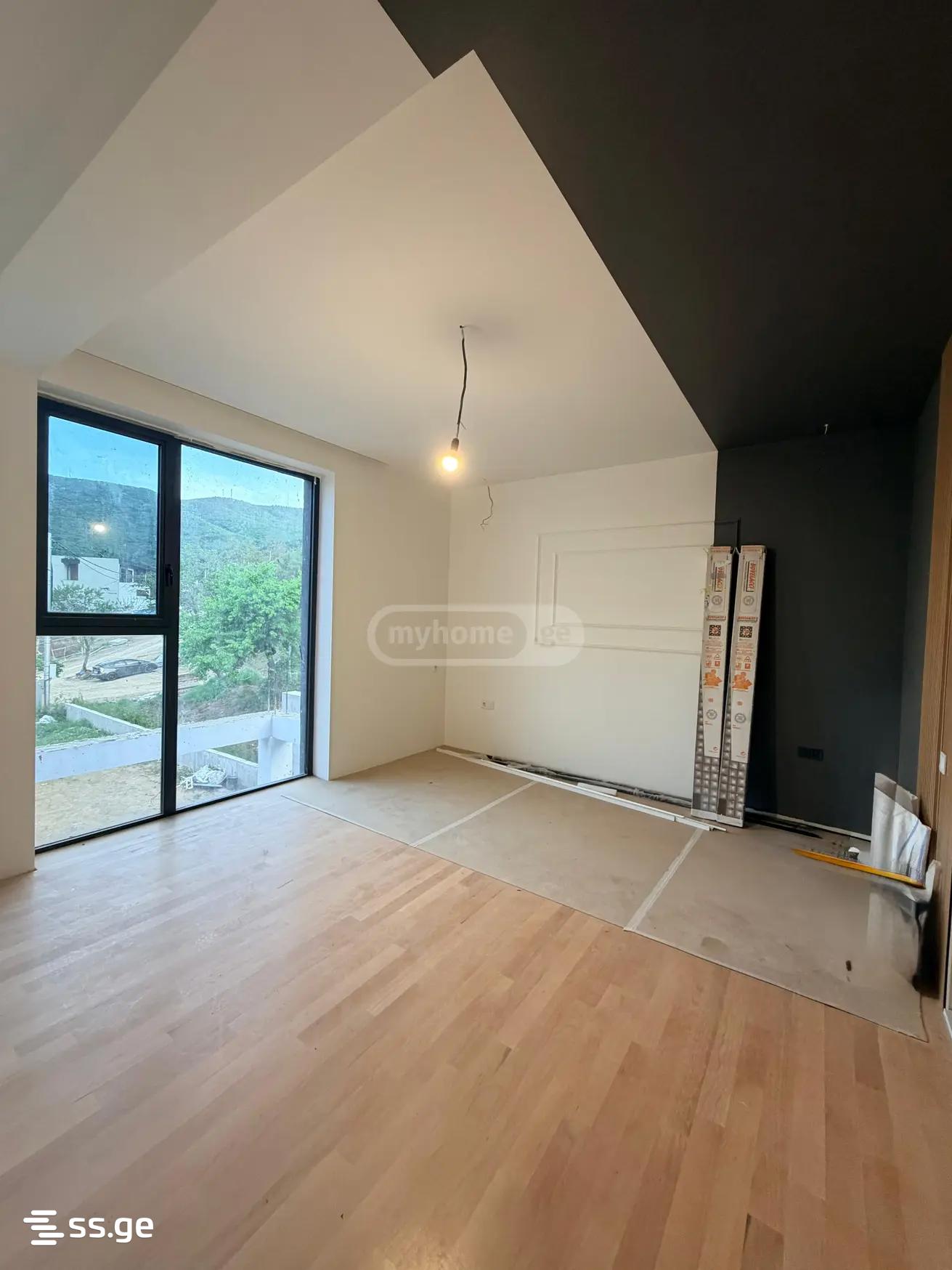5 Room Private House For Sale, 2 of 4