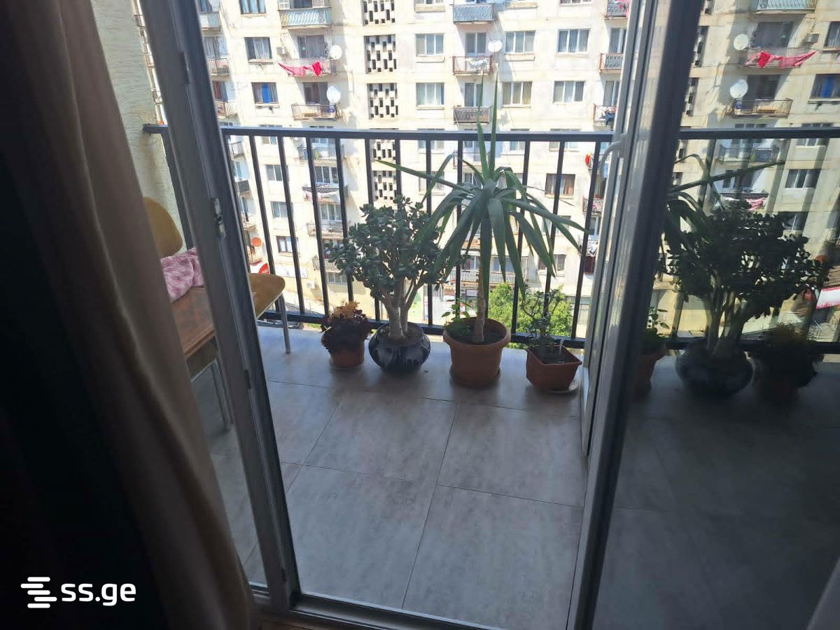 4 Room Flat For Sale view 2