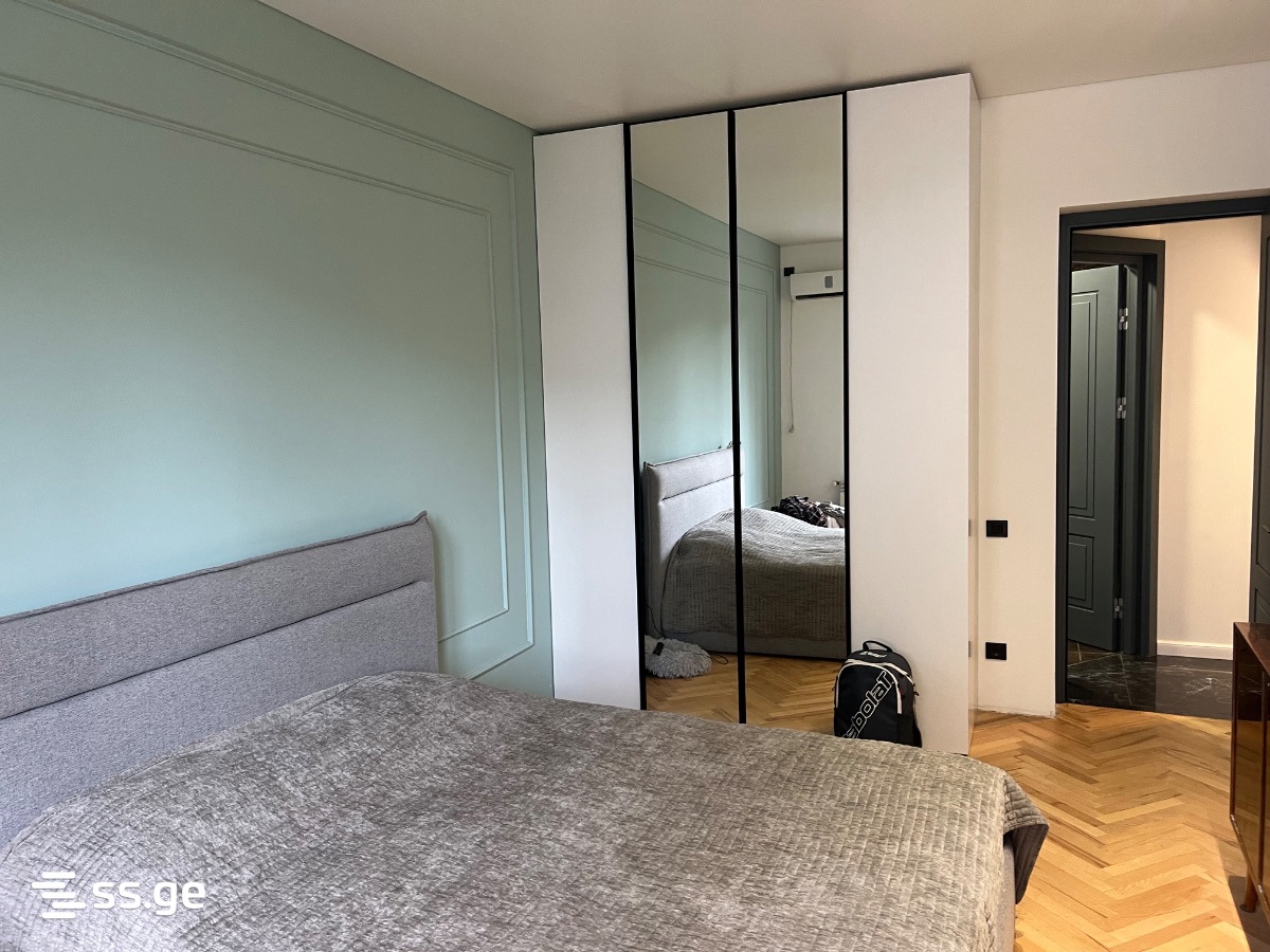 5 room Flat For Sale. Vake - Vista 5