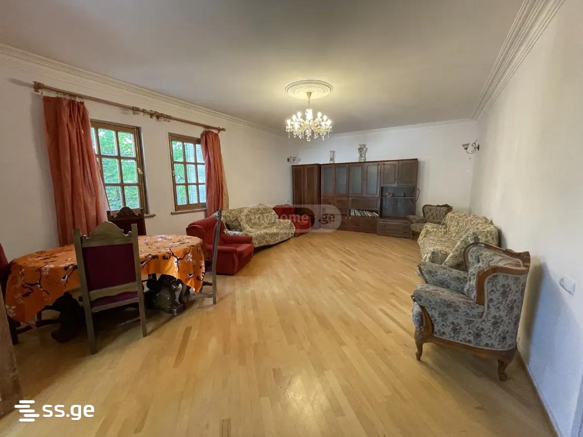 7 Room Private House For Sale view 9