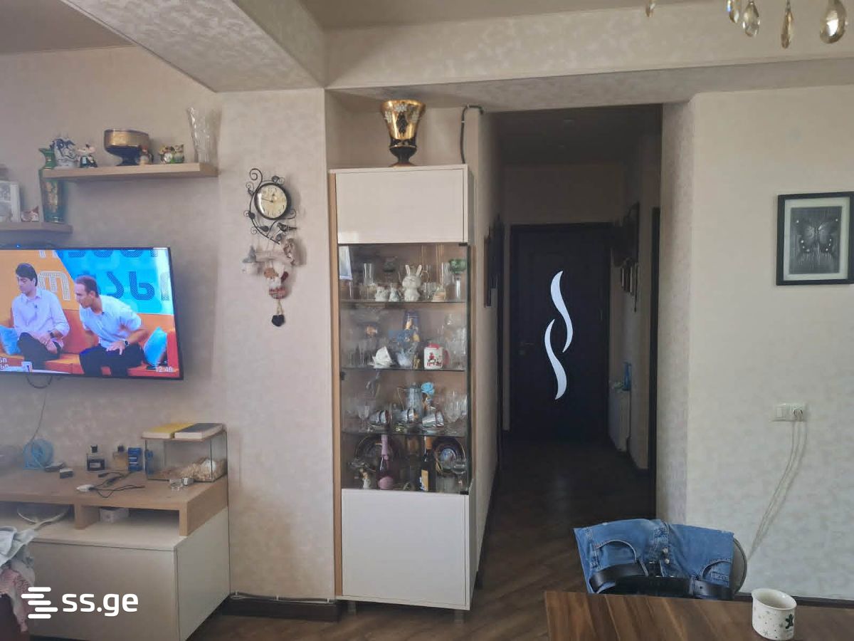 4 Room Flat For Sale view 4
