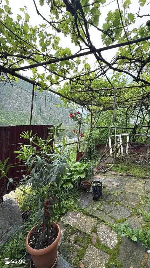 8 Room Private House For Sale view 2