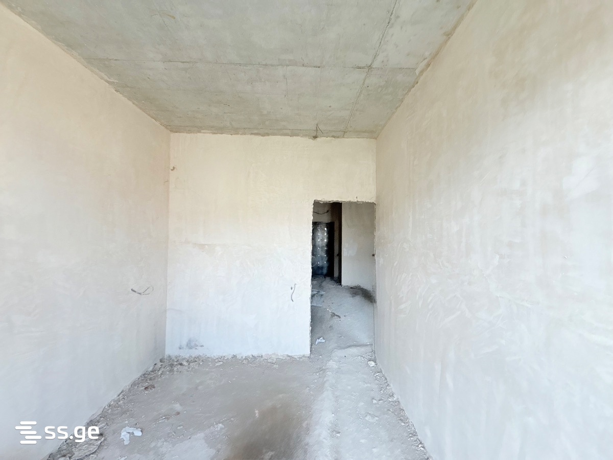 3 room Flat For Sale. Isani - Ansicht 2