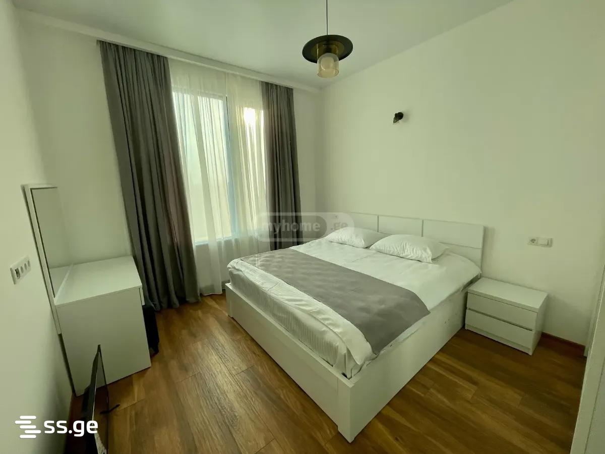 7 Room Private House For Sale view 12