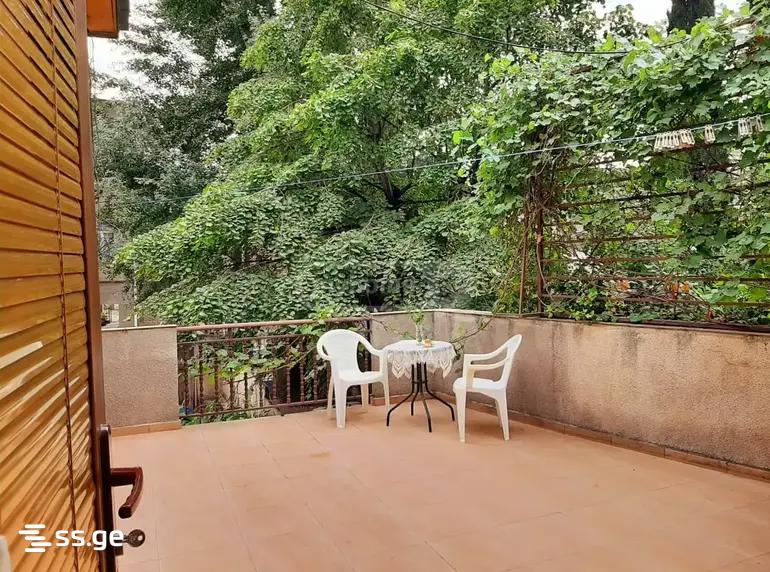 6 Room Private House For Sale view 5