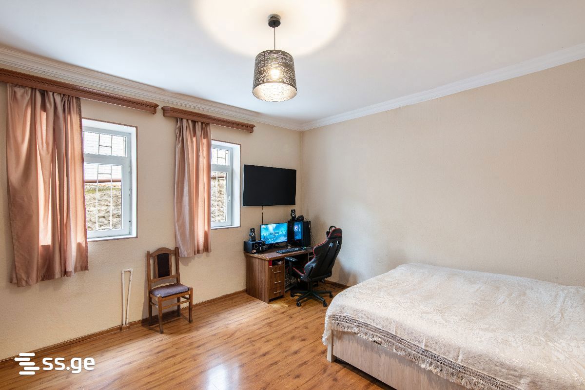4 Room Private House For Sale, 1 of 4
