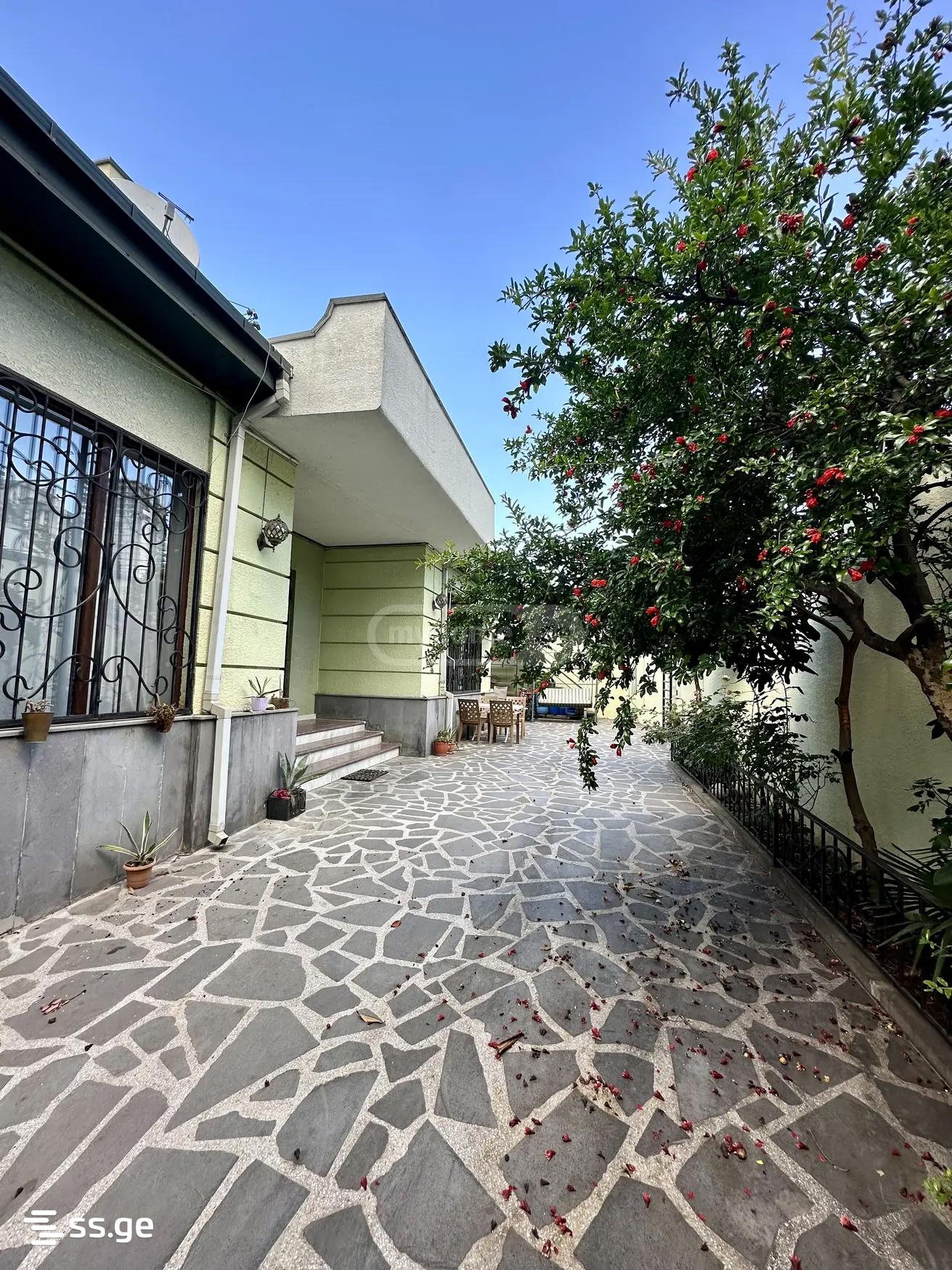 4 Room Private House For Rent. Isani view 11