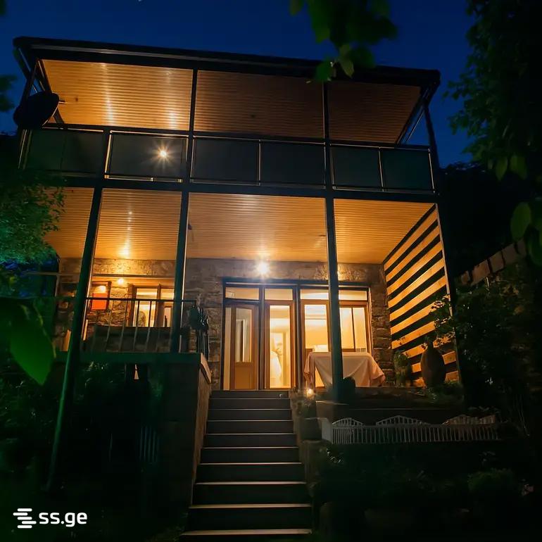9 Room Private House For Sale, 1 of 4