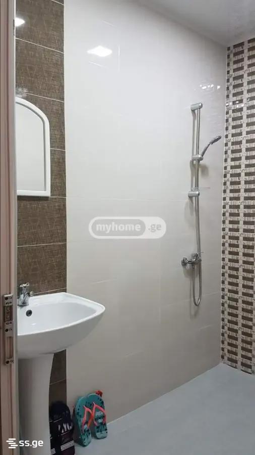 9 Room Hotel For Rent. Isani view 4