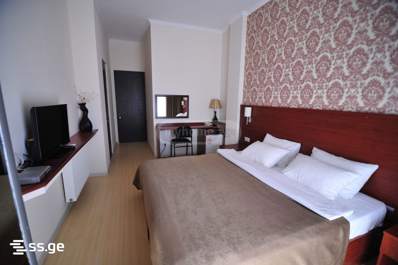 10 Room Hotel For Rent. Avlabari view 10