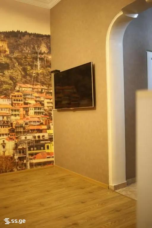 5 Room Private House For Rent. Mtatsminda view 8