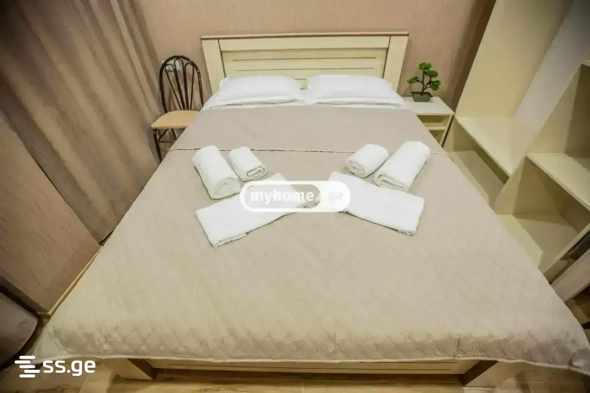 12 Room Hotel For Rent. Isani view 7