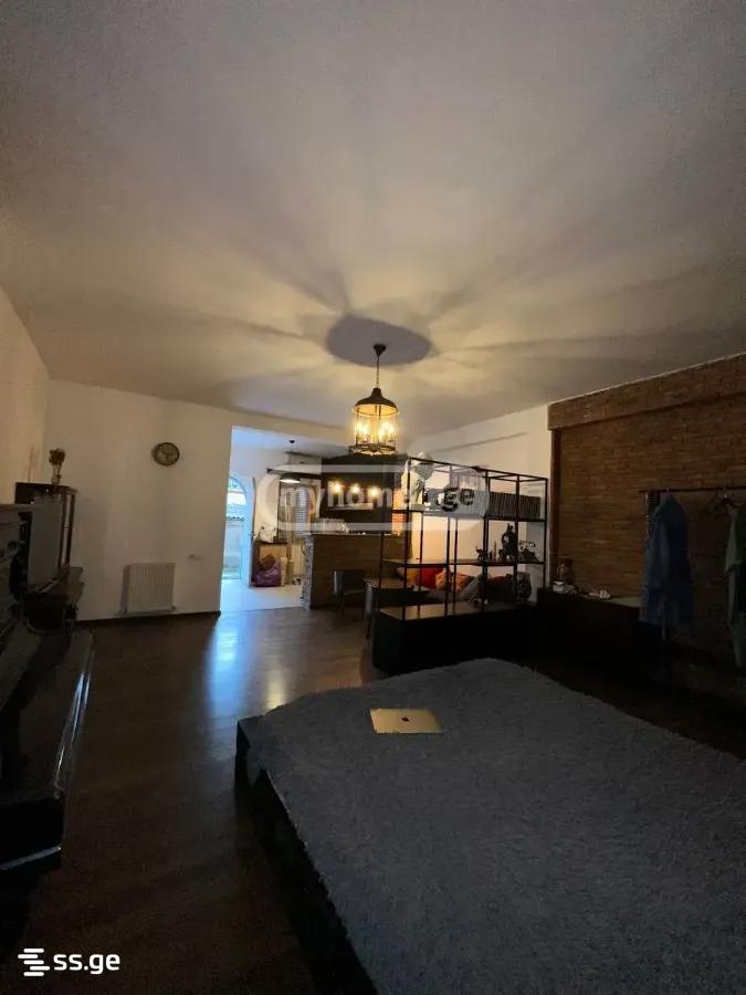 1 Room Private House For Rent. Isani, 1 of 4