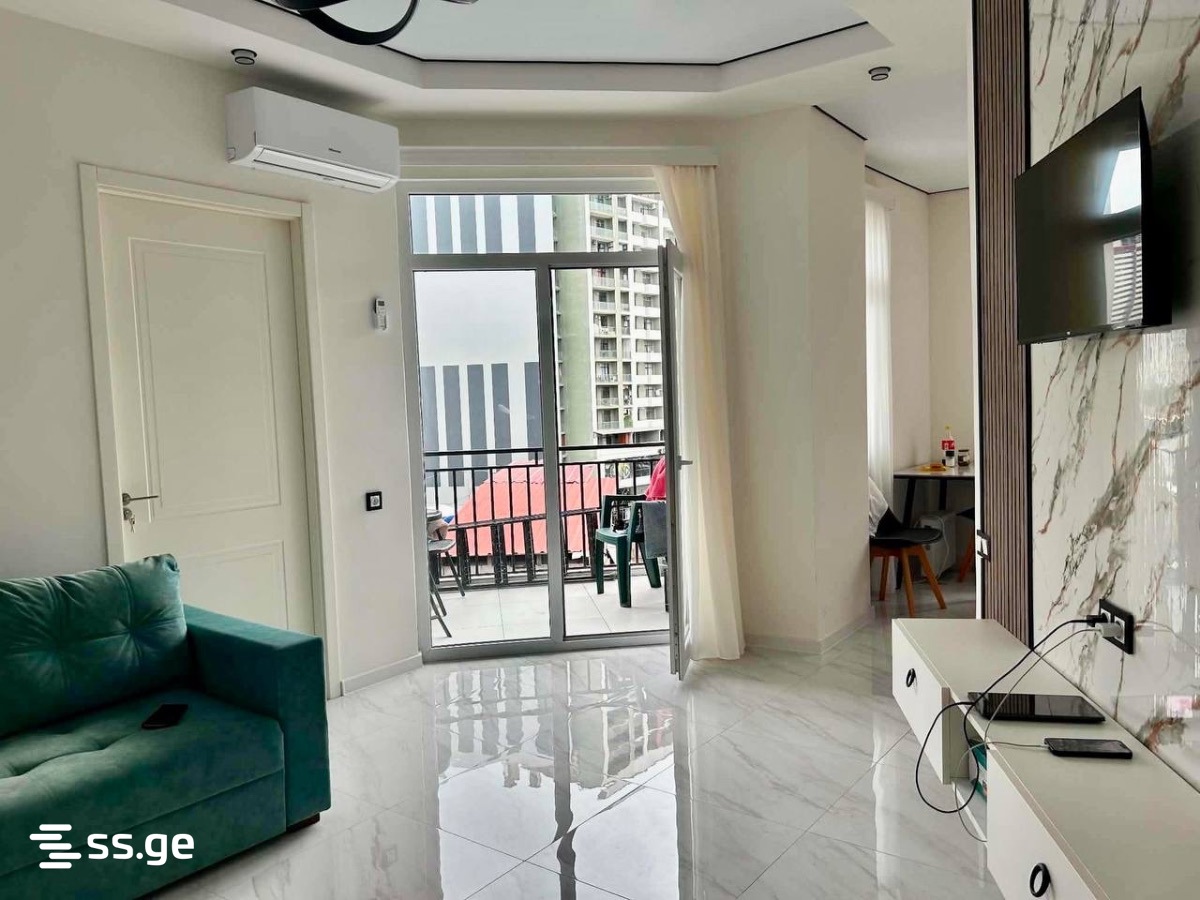 3-Room Apartment For Rent In Batumi, Magi Bagrationi view 9