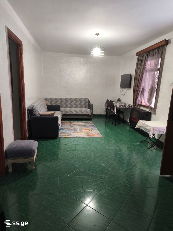 3 Room Private House Daily Rent. Batumi, 2 of 4