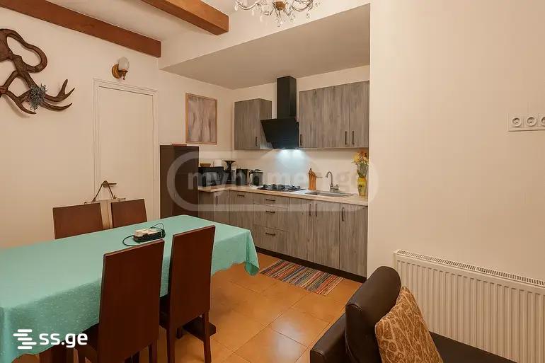 9 Room Private House For Sale view 6