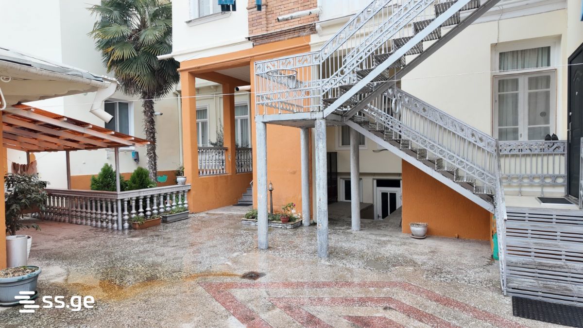 Office For Rent. Avlabari view 1