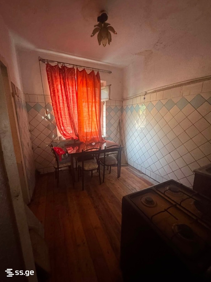 3 Room Flat For Sale view 1
