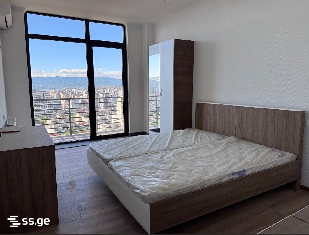 1 Room Flat For Sale, 2 of 4