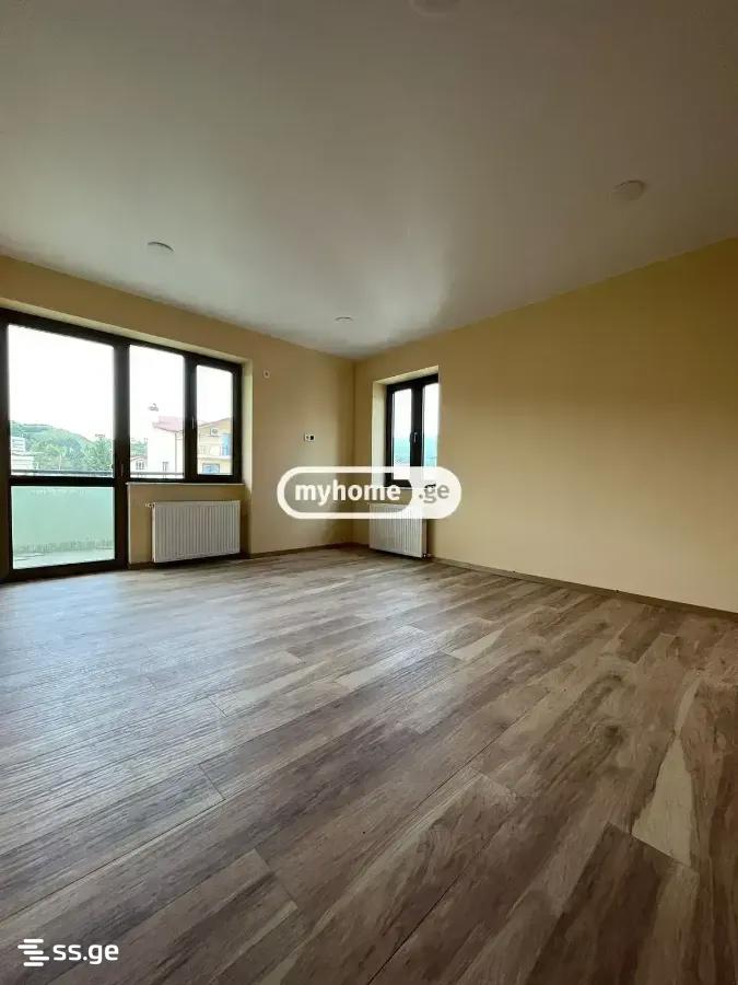 7 Room Hotel For Rent. Digomi view 5