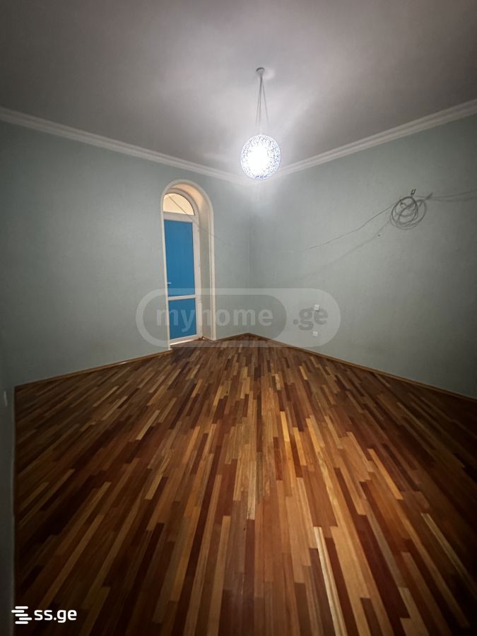 4 Room Private House For Rent. Chugureti view 10