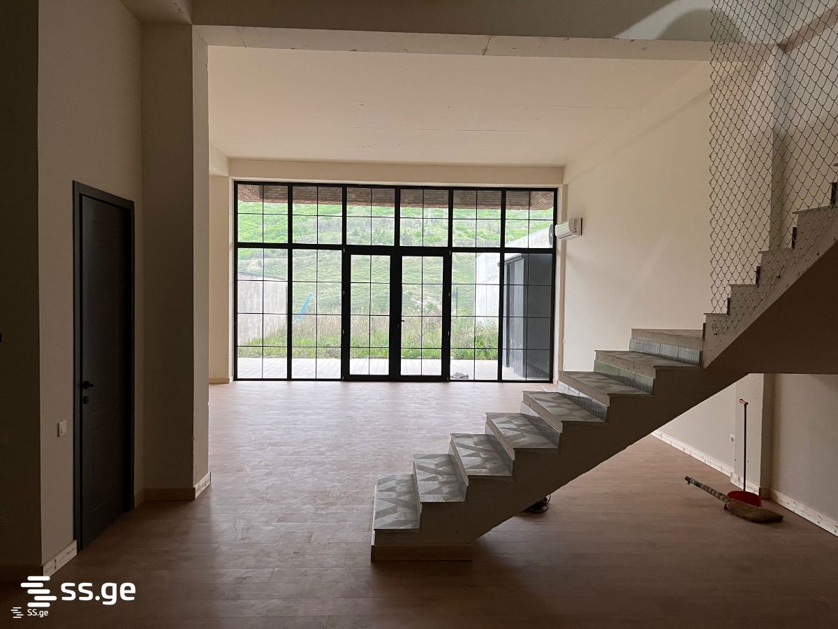 6 Room Private House For Rent. Saburtalo, 1 of 4