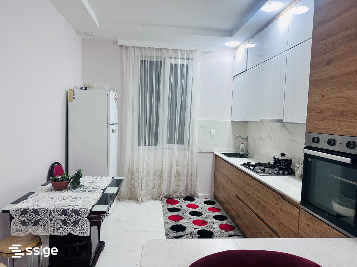6 Room Private House Daily Rent. Batumi view 8