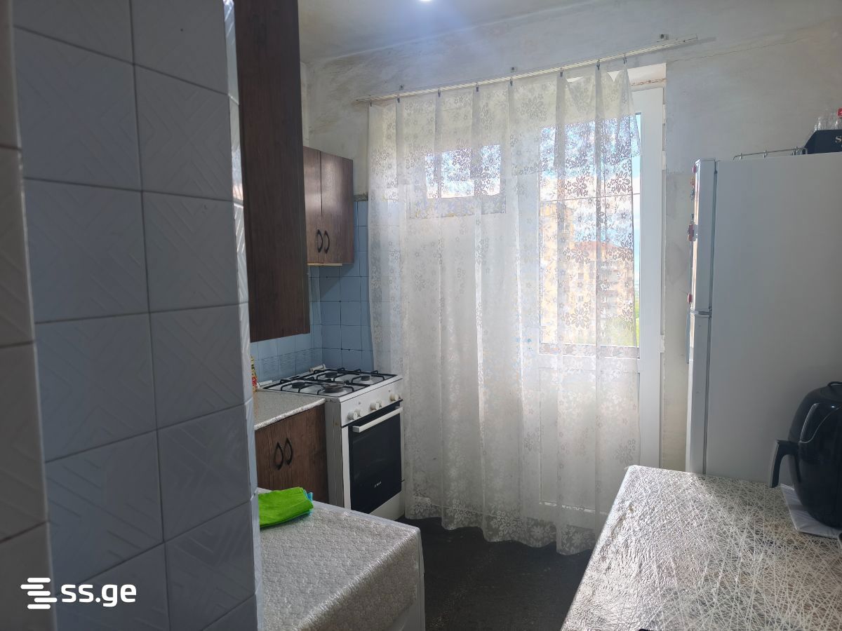 Продажа 4-комната Квартира, 9 of 12