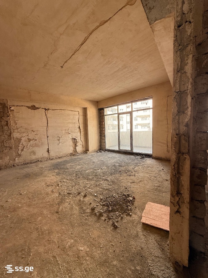 4 Room Flat For Sale, 1 of 4