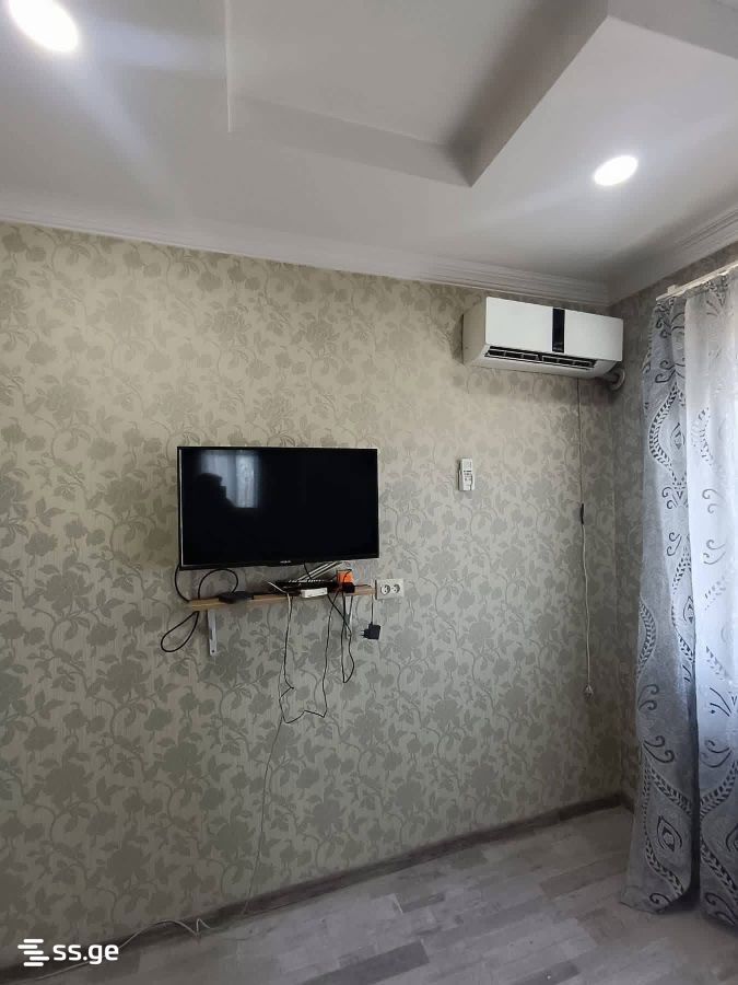 2 Room Flat For Sale view 2