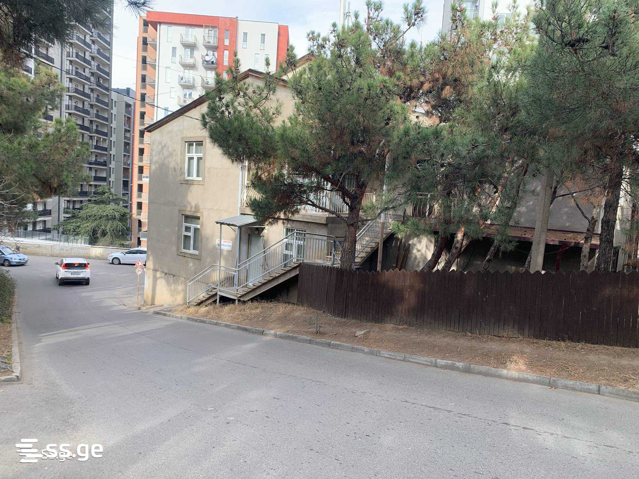 5 Room Private House For Rent. Saburtalo view 12