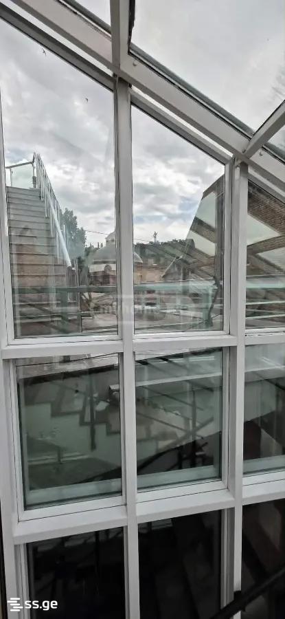 10 Room Hotel For Rent. Sololaki view 9