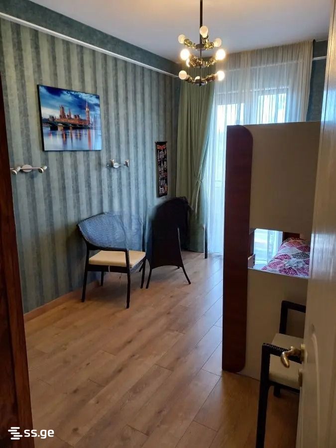 8 Room Private House For Rent. Mtatsminda view 8