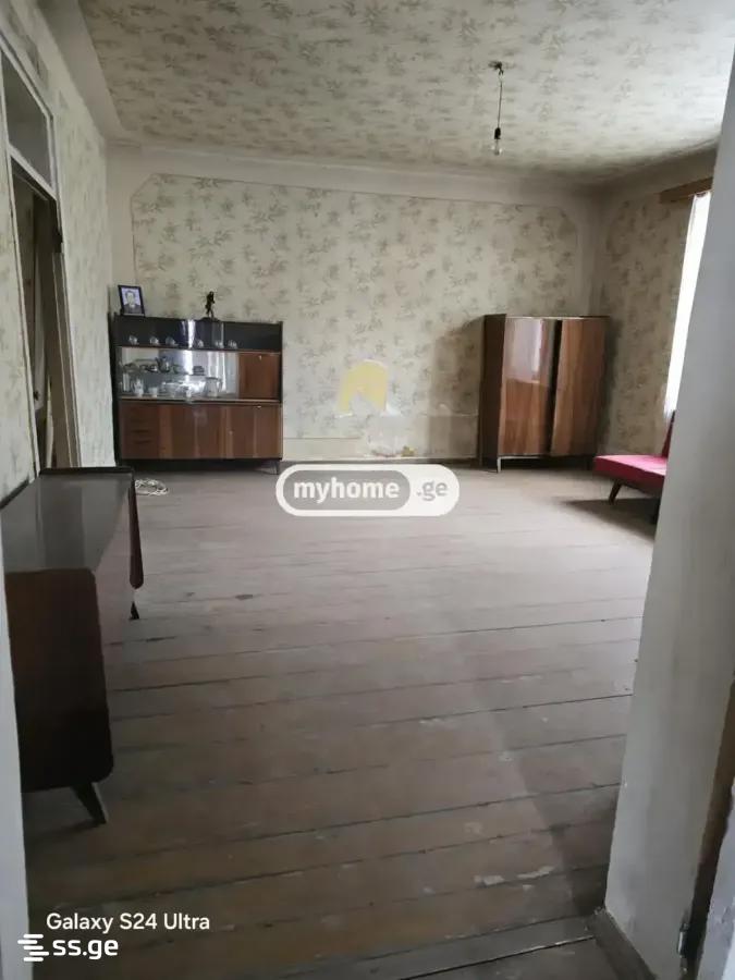 10 Room Private House For Sale view 14