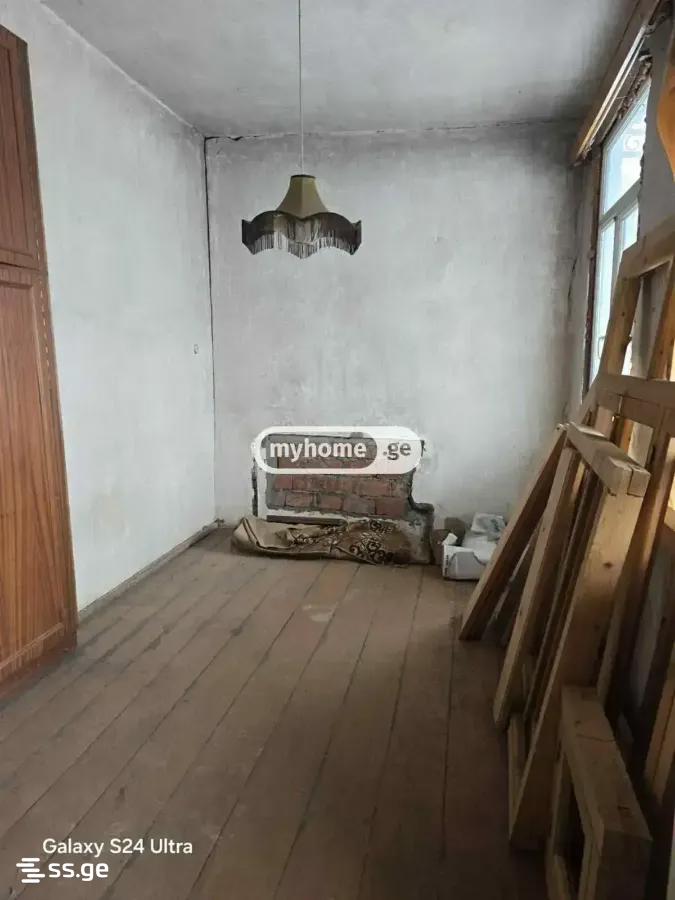 10 Room Private House For Sale view 49