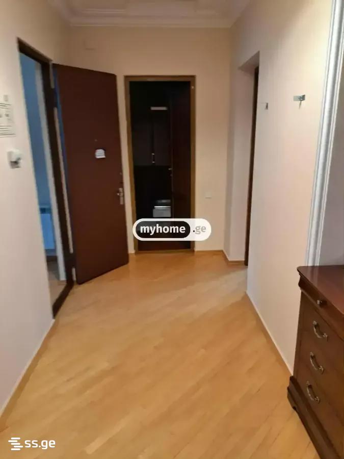 8 Room Hotel For Rent. Digomi view 8