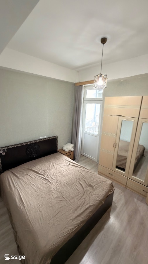 5 Room Flat For Sale view 2