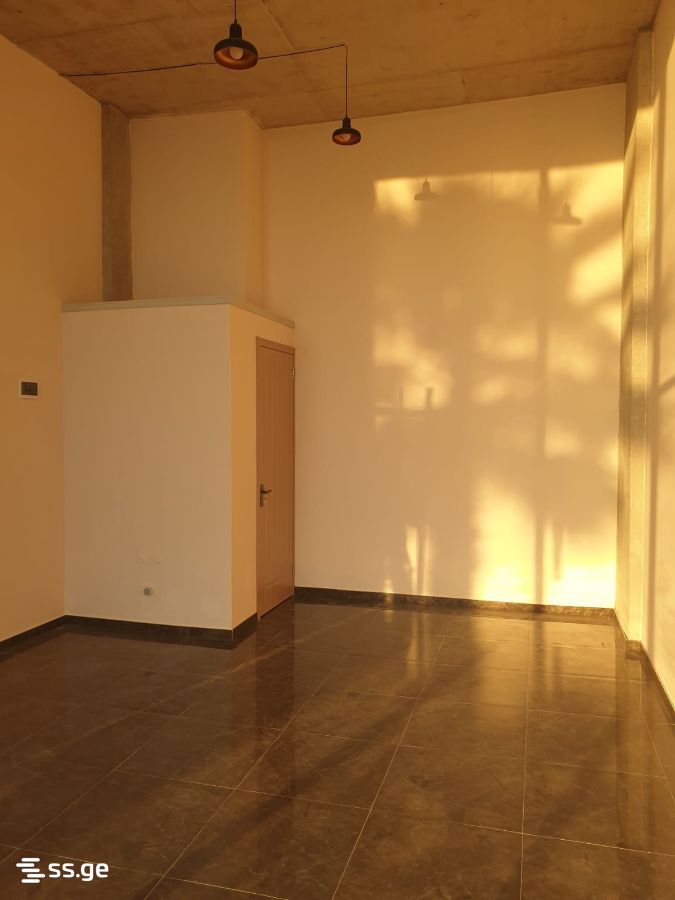 Commercial Space For Rent. Gonio view 3