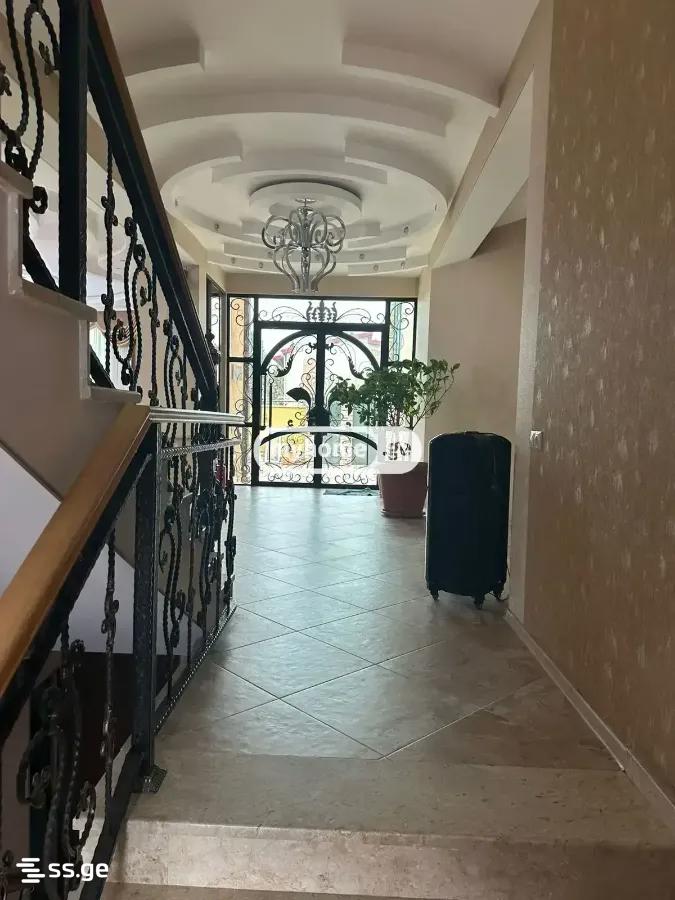 9 Room Hotel For Rent. Ivertubani view 9